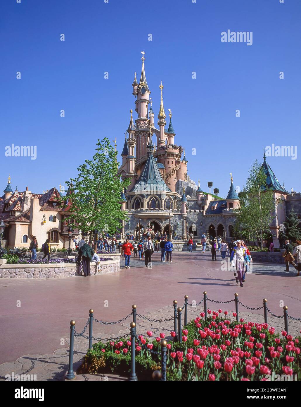Château de Belle au Bois dormant, Parc Disneyland, Disneyland Paris, Marne-la-Vallée, Île-de-France, France Banque D'Images