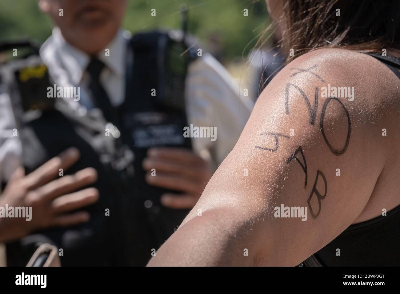 Coronavirus : manifestation anti-verrouillage à Hyde Park pour rebeller les règles actuelles du gouvernement en matière de social-distance et de grands rassemblements. Banque D'Images