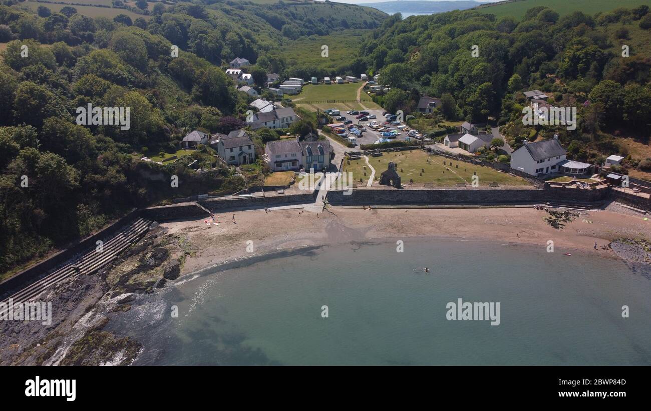 Vue aérienne de la CWM-YR-Eglwys, Pembrokeshire Wales UK Banque D'Images