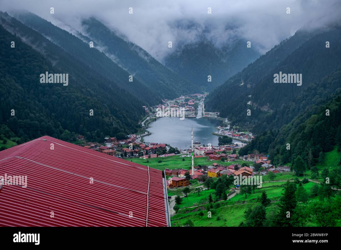 Uzungol (long Lake) l'un des plus beaux endroits touristiques de