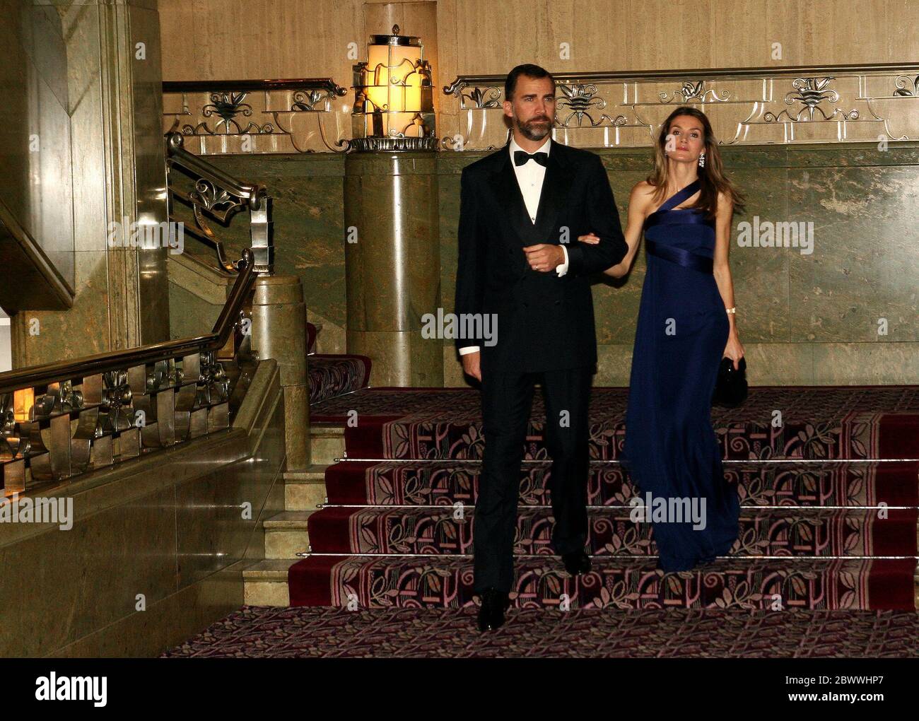 Le prince héritier felipe d'Espagne et la princesse Letizia, à l'hôtel Sheraton, jouent le maître de cérémonie lors de prix célébrant l'excellence en journalisme britannique et international. Banque D'Images