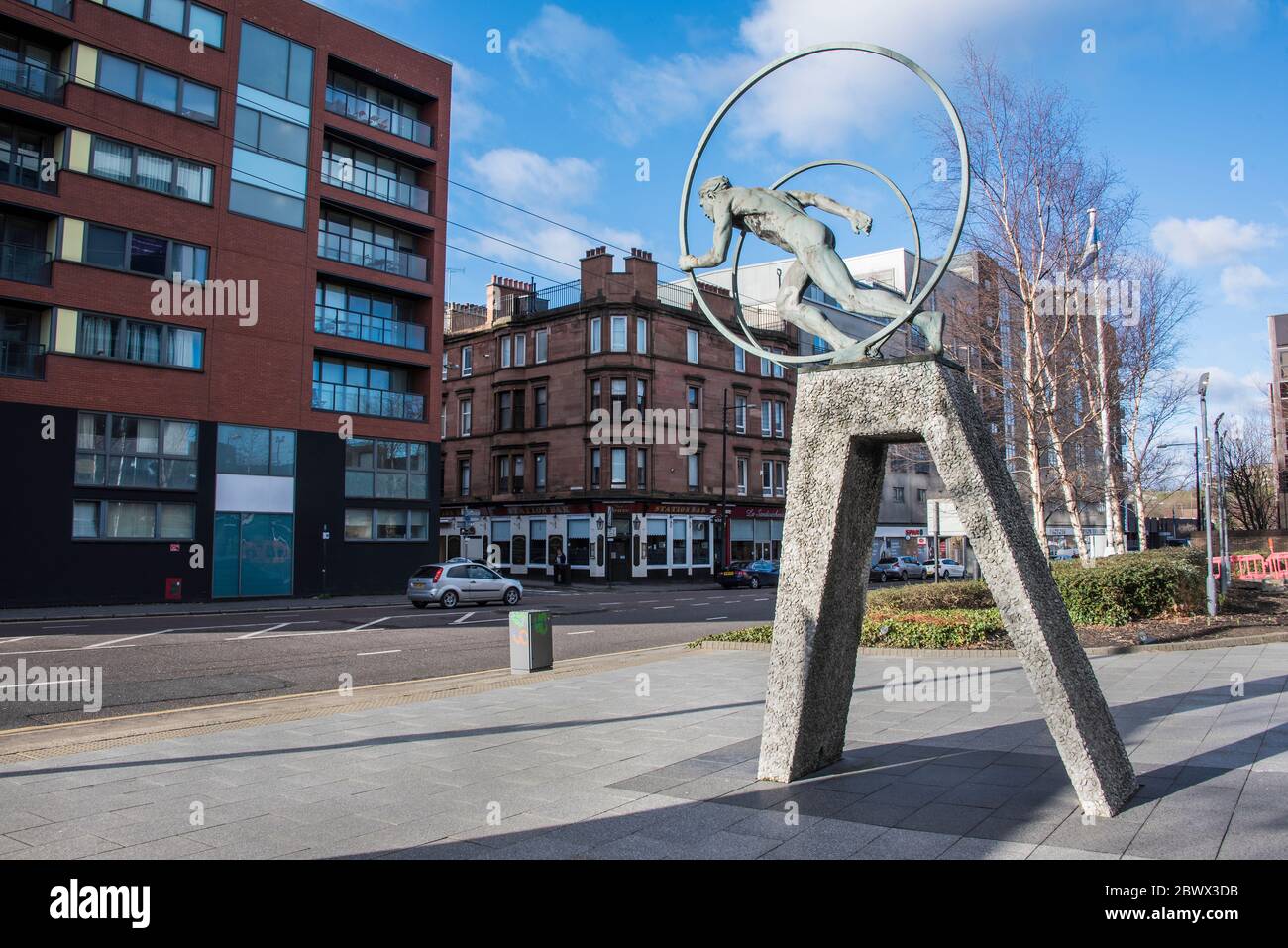 Sculpture de locomotion à l'extérieur de Buchanan House, rue Port Dundas, Glasgow, Écosse Banque D'Images