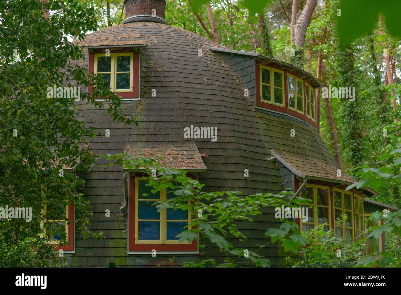 Maison circulaire 'Käseglocke' ou Chese Dome, Künstlerdorf Worpswede, Landkreis Osterholz, Niedersachsen, Deutschland Banque D'Images