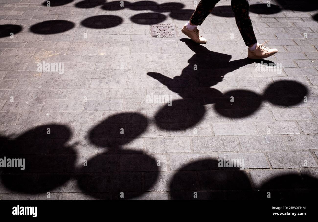 Lantern Shadows, Wardour Street, Londres, Royaume-Uni Banque D'Images