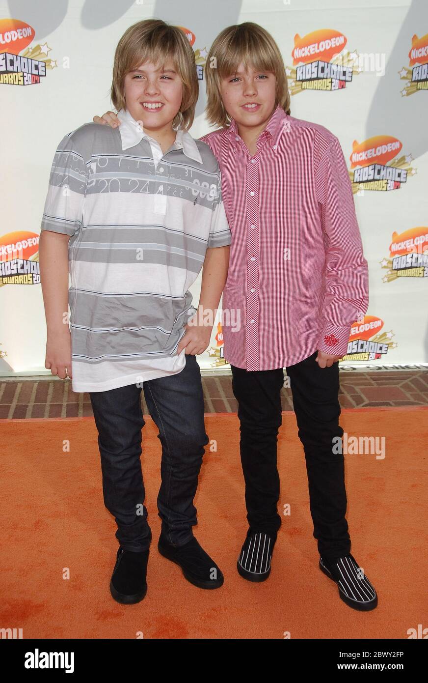 Dylan Sprouse et Cole Sprouse à la 20e édition du Prix annuel pour enfants de Nickelodeon, qui a eu lieu au Pavillon Pauley de l'UCLA à Westwood, en Californie. L'événement a eu lieu le samedi 31 mars 2007. Photo par: SBM / PictureLux- référence du fichier 34006-4307SBMPLX Banque D'Images
