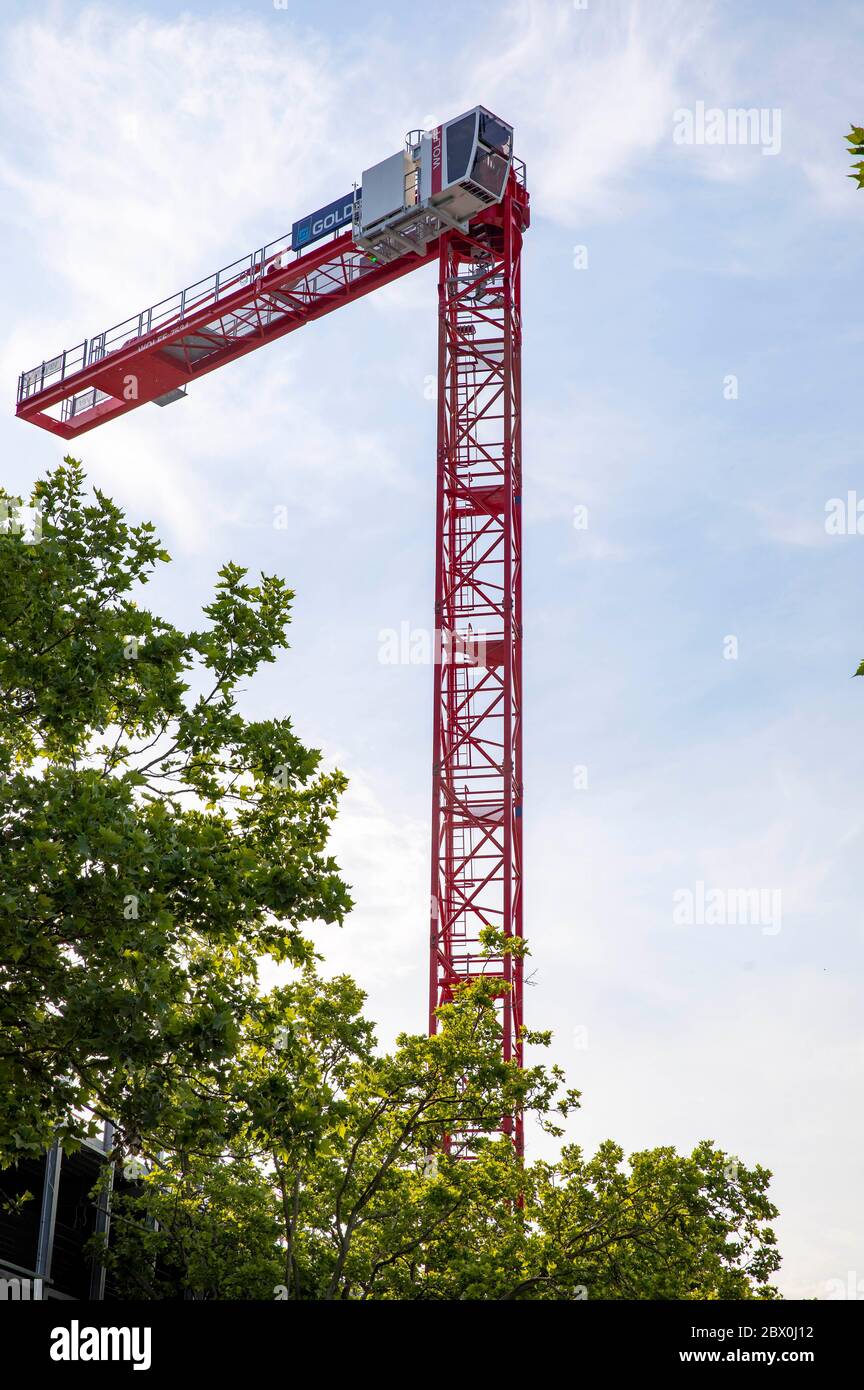 Meersburg, Allemagne. 03ème juin 2020. Démontage de la grue à tour au port de Meersburg-Constance. Meersburg, 03.06.2020 | usage dans le monde crédit : dpa/Alay Live News Banque D'Images