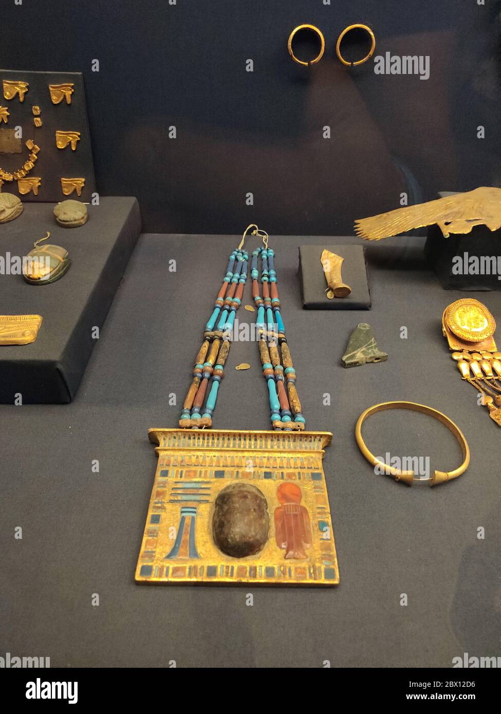 bijoux en or au musée égyptien du caire Banque D'Images