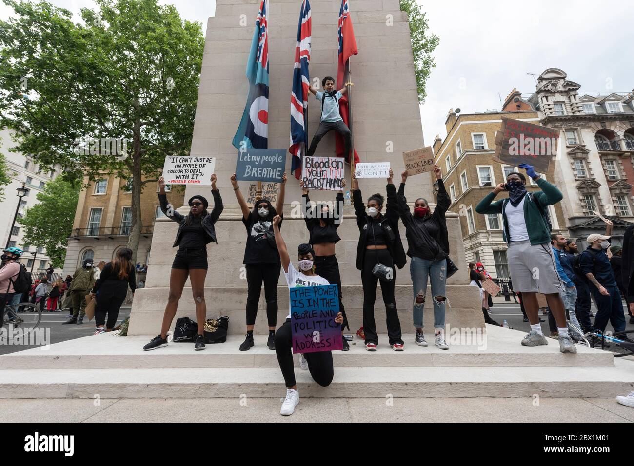 Les Black Lives comptent des manifestations à Londres, au Royaume-Uni. 03 juin 2020. Les manifestants participent à une manifestation organisée par le groupe Black Lives Matter à Hyde Park pour l'américain George Floyd qui est mort alors qu'il était arrêté par la police américaine Derek Chauvin. Sa mort a provoqué des troubles civils dans certaines villes américaines. Banque D'Images