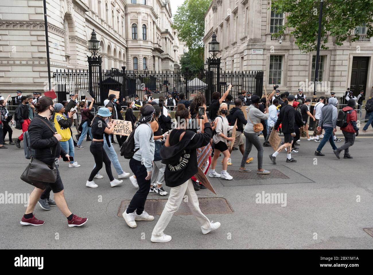 Les Black Lives comptent des manifestations à Londres, au Royaume-Uni. 03 juin 2020. Les manifestants participent à une manifestation organisée par le groupe Black Lives Matter à Hyde Park pour l'américain George Floyd qui est mort alors qu'il était arrêté par la police américaine Derek Chauvin. Sa mort a provoqué des troubles civils dans certaines villes américaines. Banque D'Images