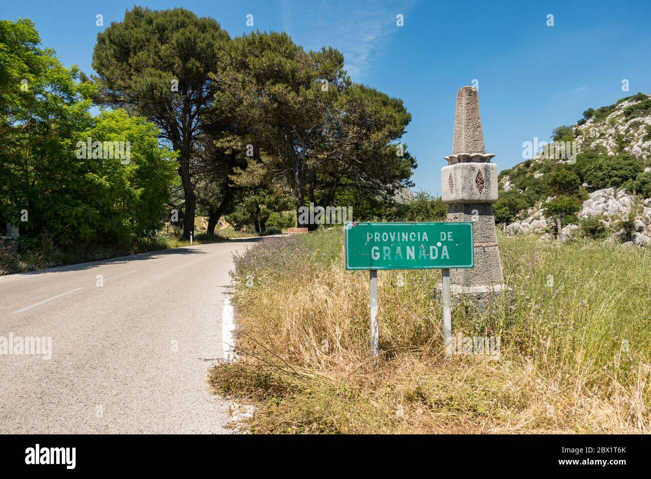 Route, entrée province de Grenade, frontière Malaga Grenade, Andalousie, Espagne. Banque D'Images