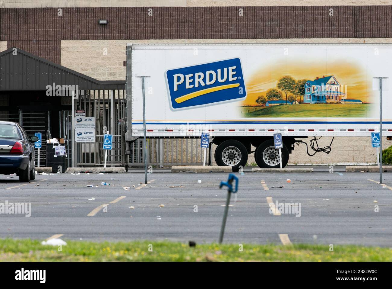 Un logo à l'extérieur d'une usine de transformation de la volaille de Perdue Farms à Milford, Delaware, le 25 mai 2020. Banque D'Images