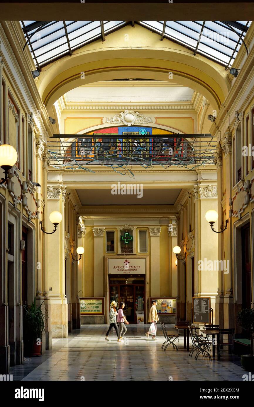 Italie, Piémont, province de Turin, Turin, Galleria Umberto 1 Banque D'Images
