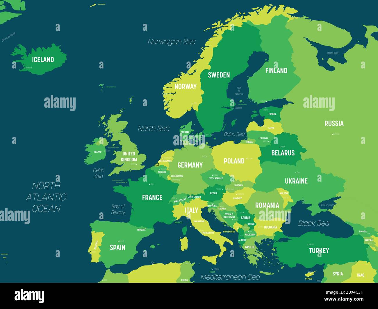 Carte De L Europe Teinte Verte Sur Fond Sombre Carte Politique Detaillee Du Continent Europeen Avec Etiquetage Des Noms De Pays De Capitale D Ocean Et De Mer Image Vectorielle Stock Alamy