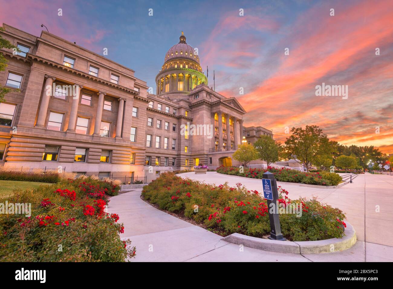 Idaho State Capitol Building à l'aube à Boise, Idaho, États-Unis. Banque D'Images