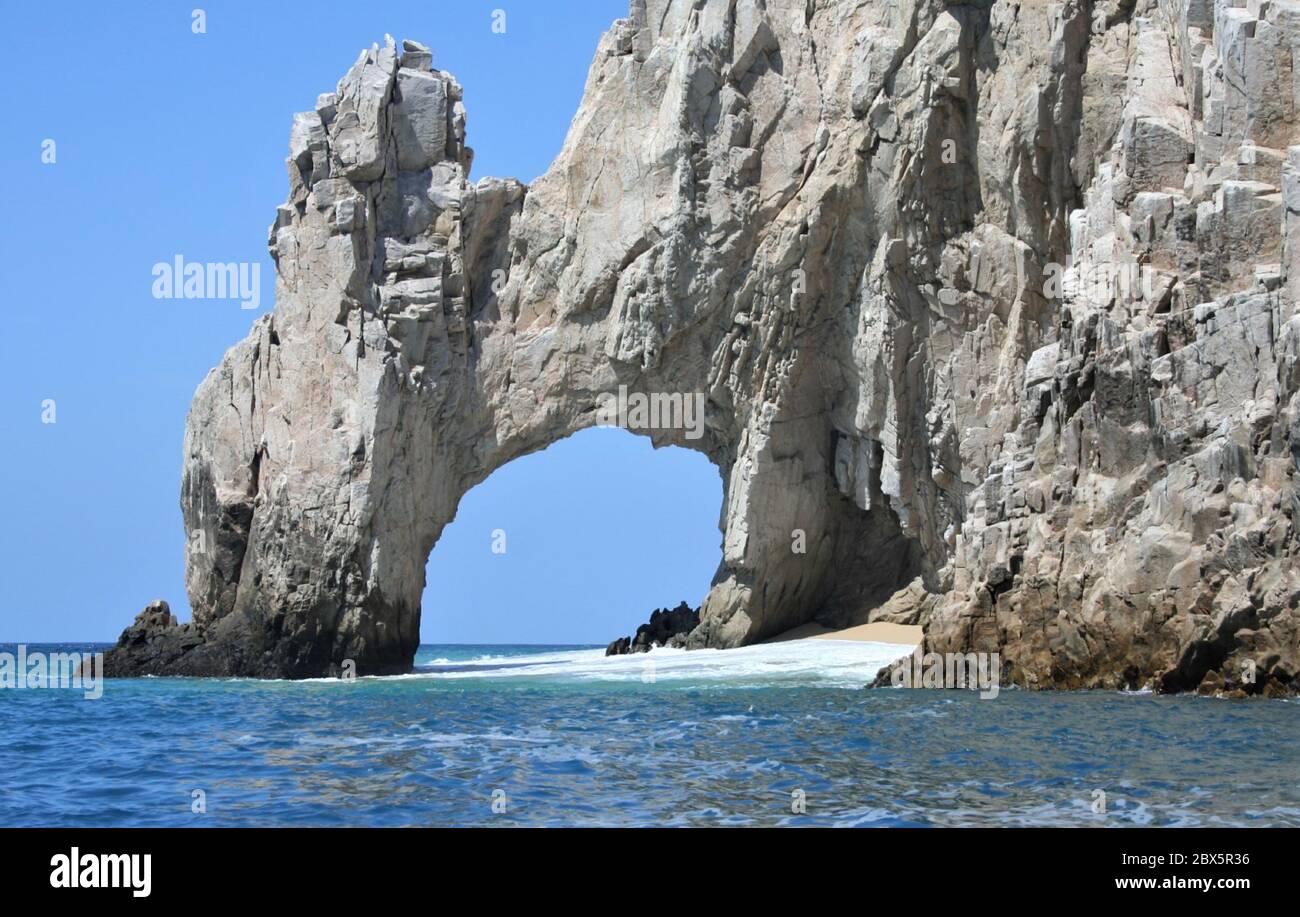 Arche de Cabo San Lucas, Basse-Californie, Mexique. La formation de roches rétictives à l'extrémité sud de la péninsule de Basse-Californie. Banque D'Images