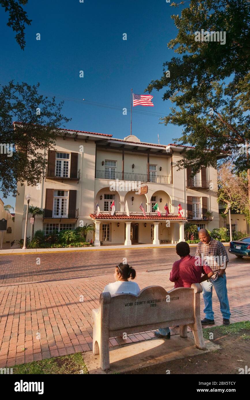 La Posada Hotel, ancien vieux Laredo High School (1917), style colonial revival espagnol, Plaza de San Agustin, Laredo, Texas, États-Unis Banque D'Images