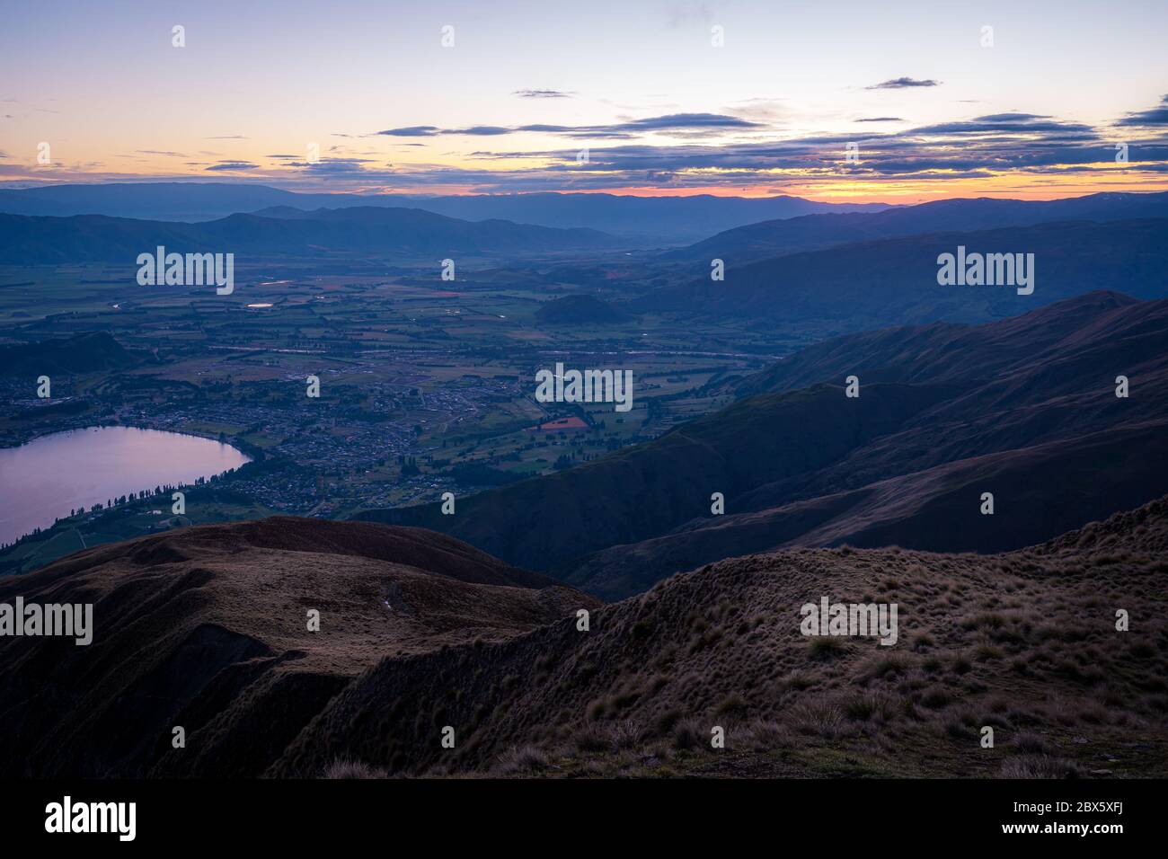 Vue depuis Roy's Peak sur le lac Wanaka, Nouvelle-Zélande Banque D'Images