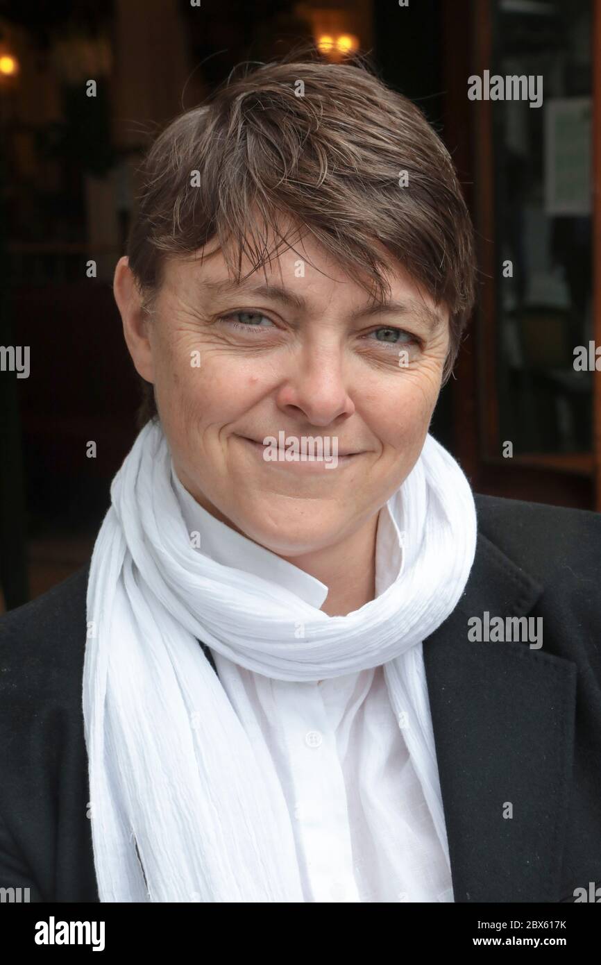 CATHERINE MATHIVAT, DIRECTRICE GÉNÉRALE BRASSERIE LES DEUX MAGOTS À PARIS Banque D'Images