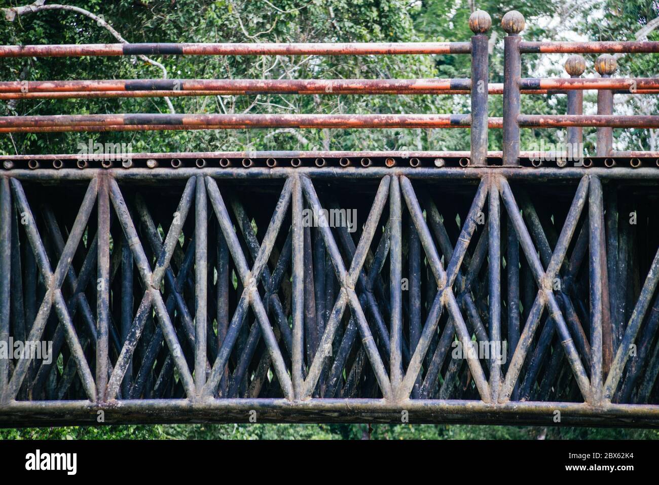 Structure de pont routier rural en amazonie, Equateur Banque D'Images