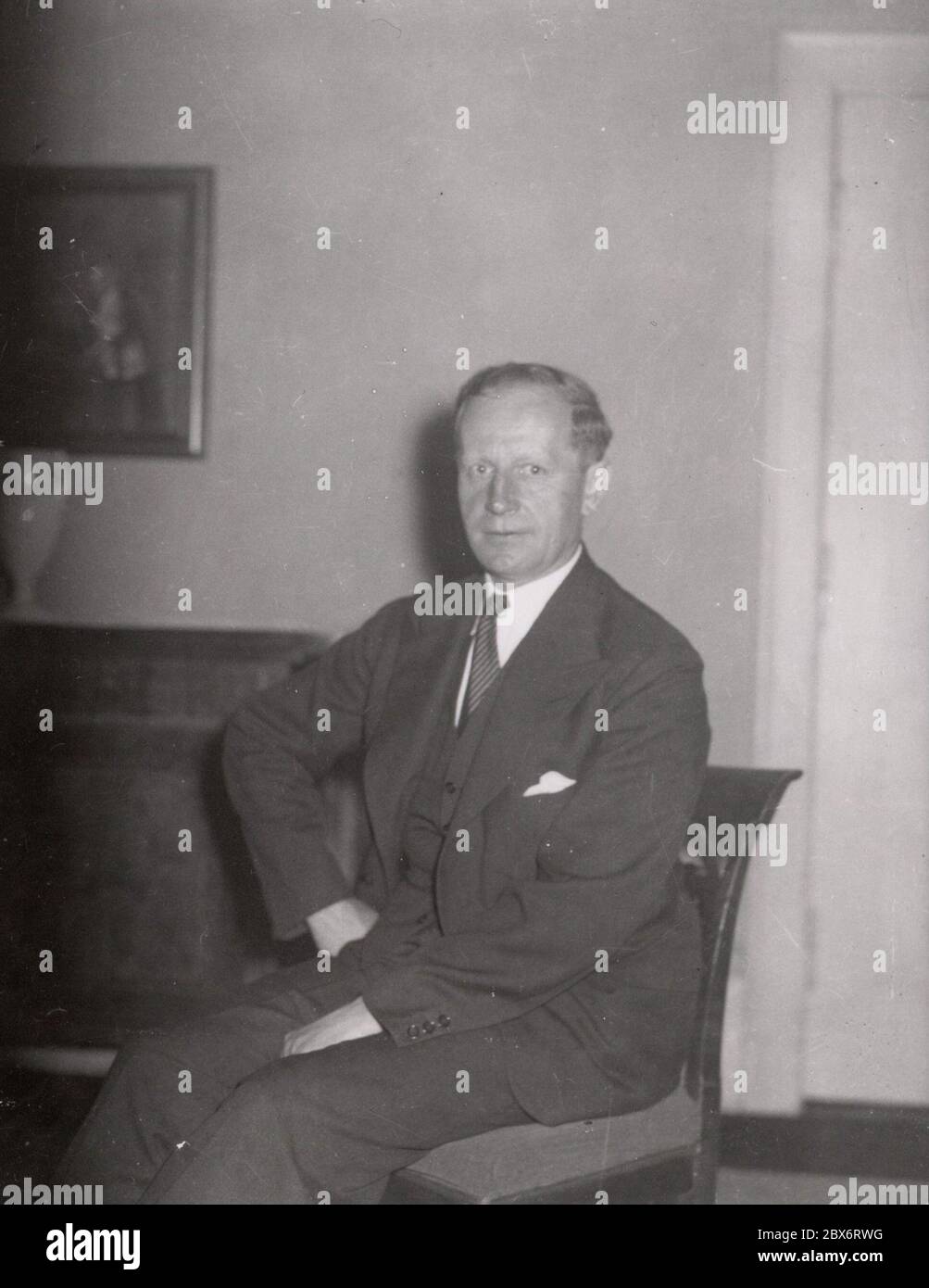 Le ministre de l'économie Schmidt Heinrich Hoffmann photographie 1933 le photographe officiel d'Adolf Hitler, ainsi qu'un homme politique et éditeur nazi, qui était membre du cercle intime d'Hitler. Banque D'Images