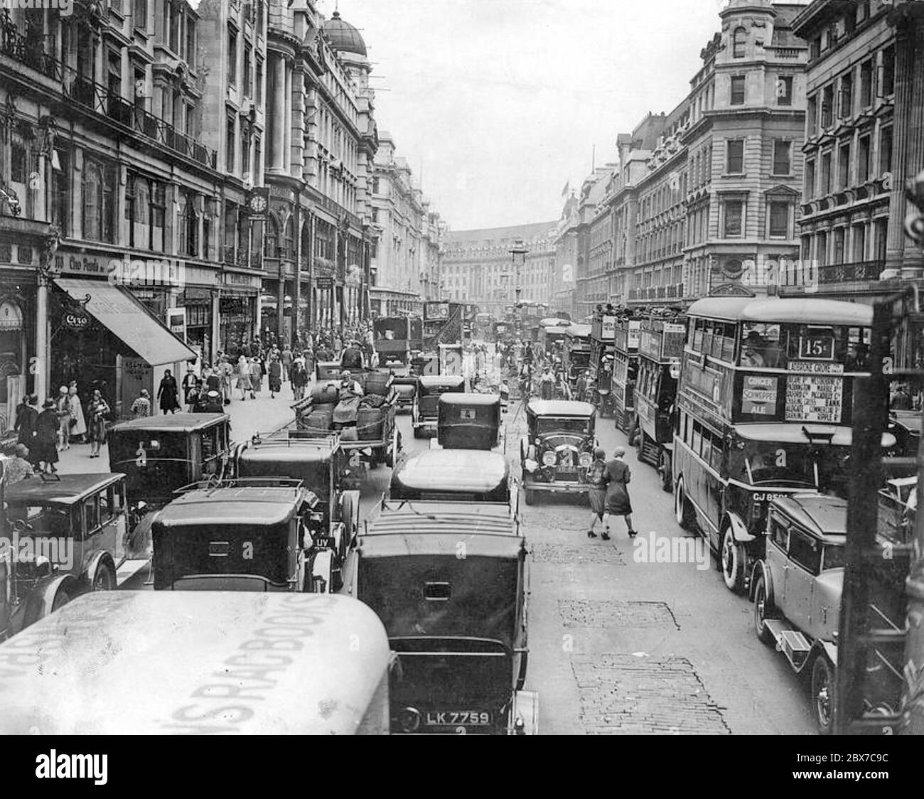 UPPER REGENT STREET, LONDRES, environ 1928 en direction du sud vers Piccadilly Circus Banque D'Images