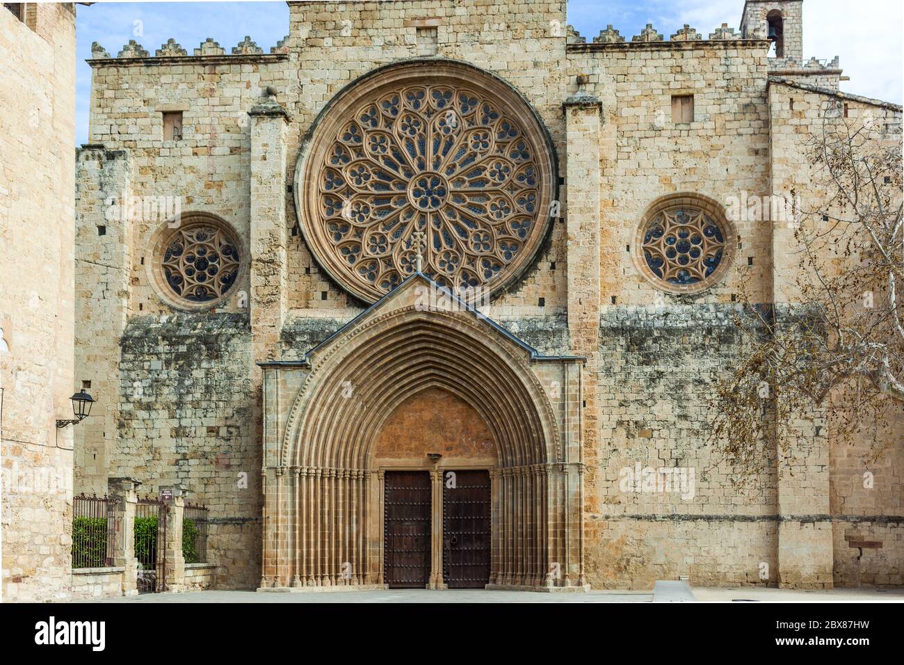 Entrée au monastère roman de la SX à Sant Cugat del .Vallés - province de Barcelone, Catalogne, Espagne Banque D'Images