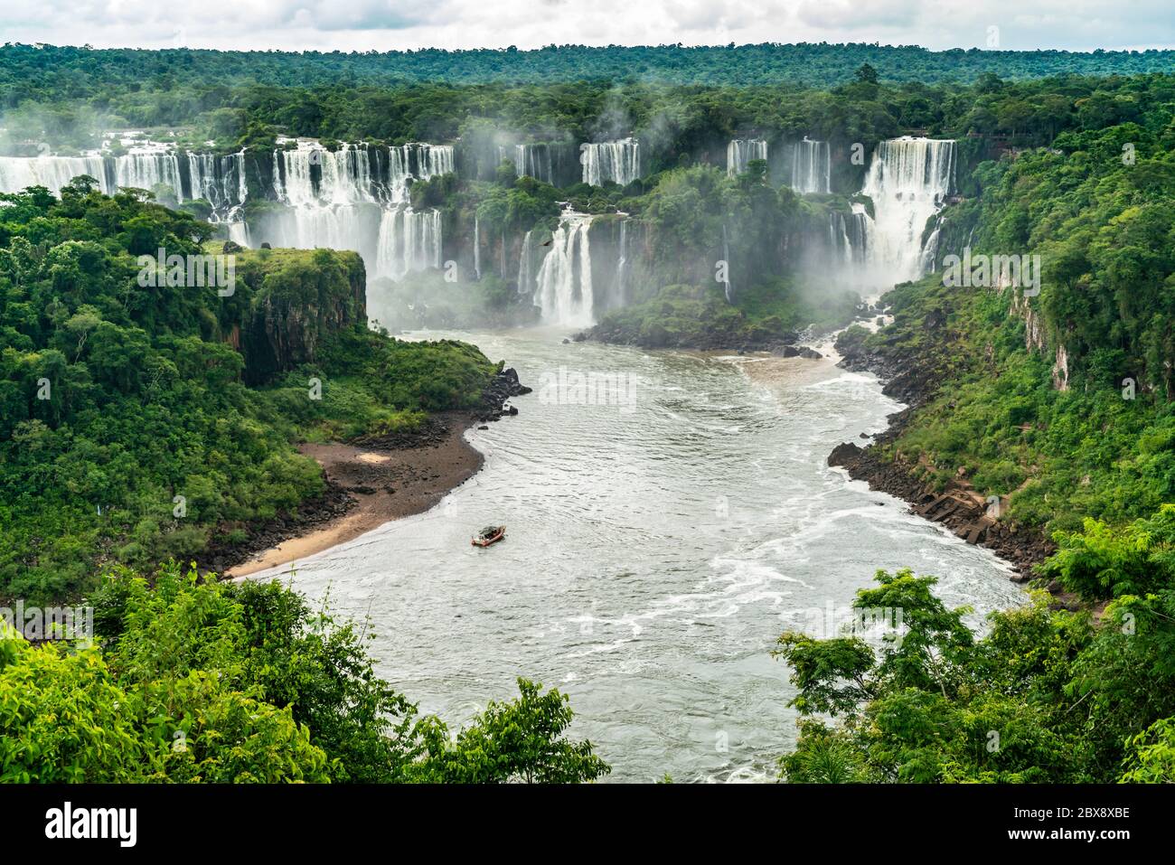 Une partie de l'Iguazu vu depuis le Parc National Brésilien Banque D'Images