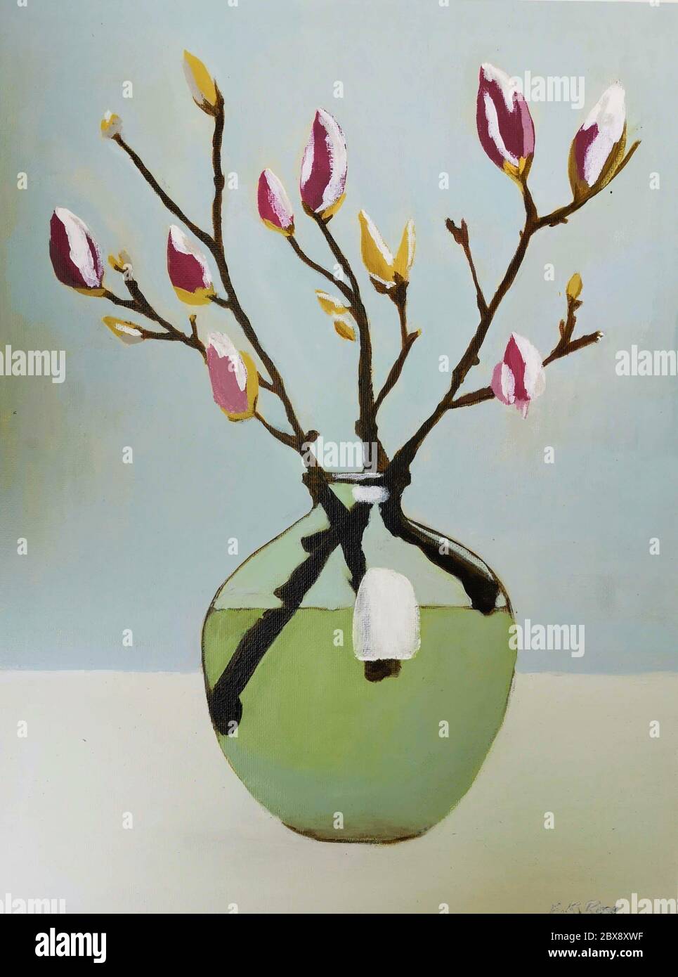 Magnolias sur le point de fleurir dans un vase en verre Banque D'Images