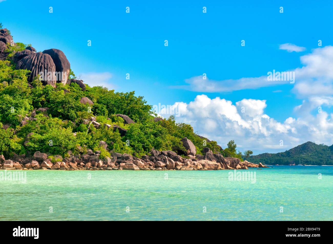 Blocs de granit à Anse Volbert, Praslin, Seychelles Banque D'Images