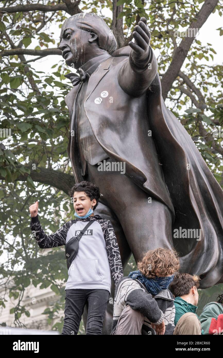 Black Lives Matter Protest à Londres le 2020 juin, montrant la solidarité à la mort de George Floyd Banque D'Images