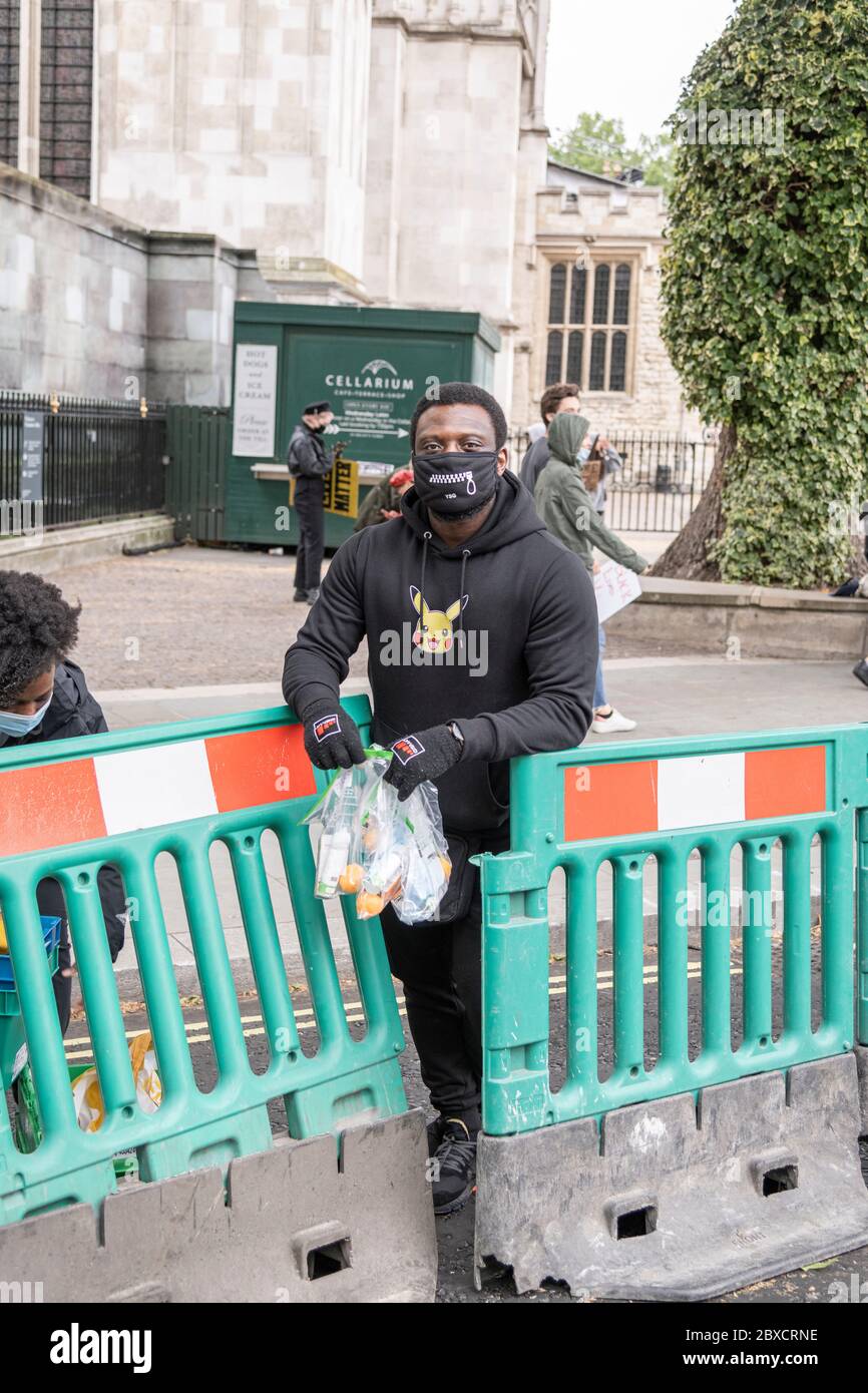 Black Lives Matter Protest à Londres le 2020 juin, montrant la solidarité à la mort de George Floyd Banque D'Images