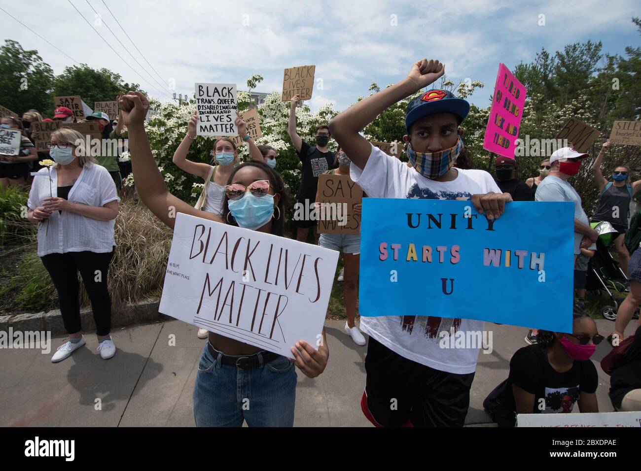 06 juin 2020 - Newtown, Pennsylvanie, États-Unis - BLM, Black Lives Matter Protest, manifestation après le meurtre de George Floyd à Minneapolis. Banque D'Images