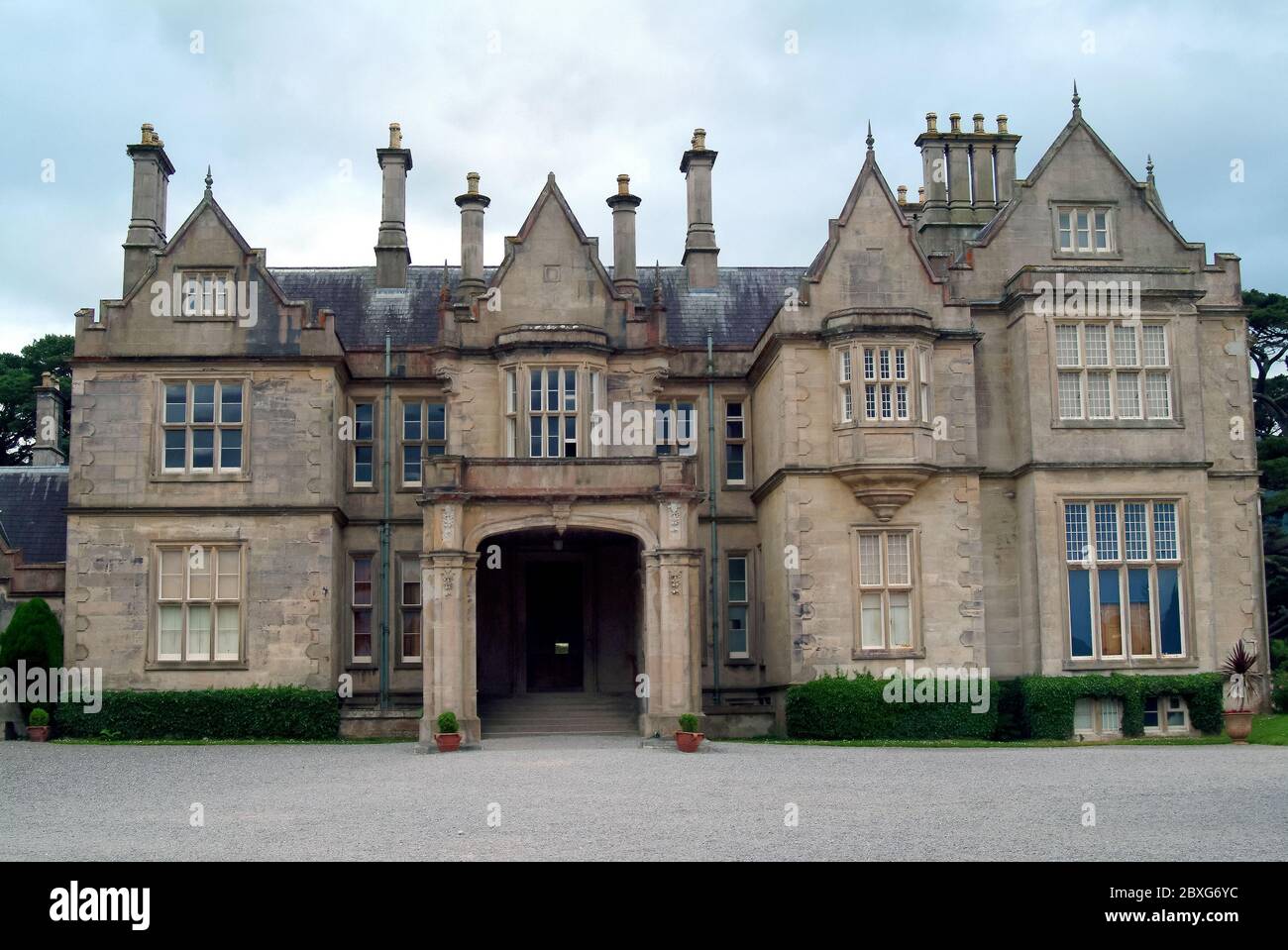 Muckross House, Teach Mucrois, Comté de Kerry, Irlande, Éire, Irland, Írország, Europe, conçu par William Burn et construit en 1843. Banque D'Images