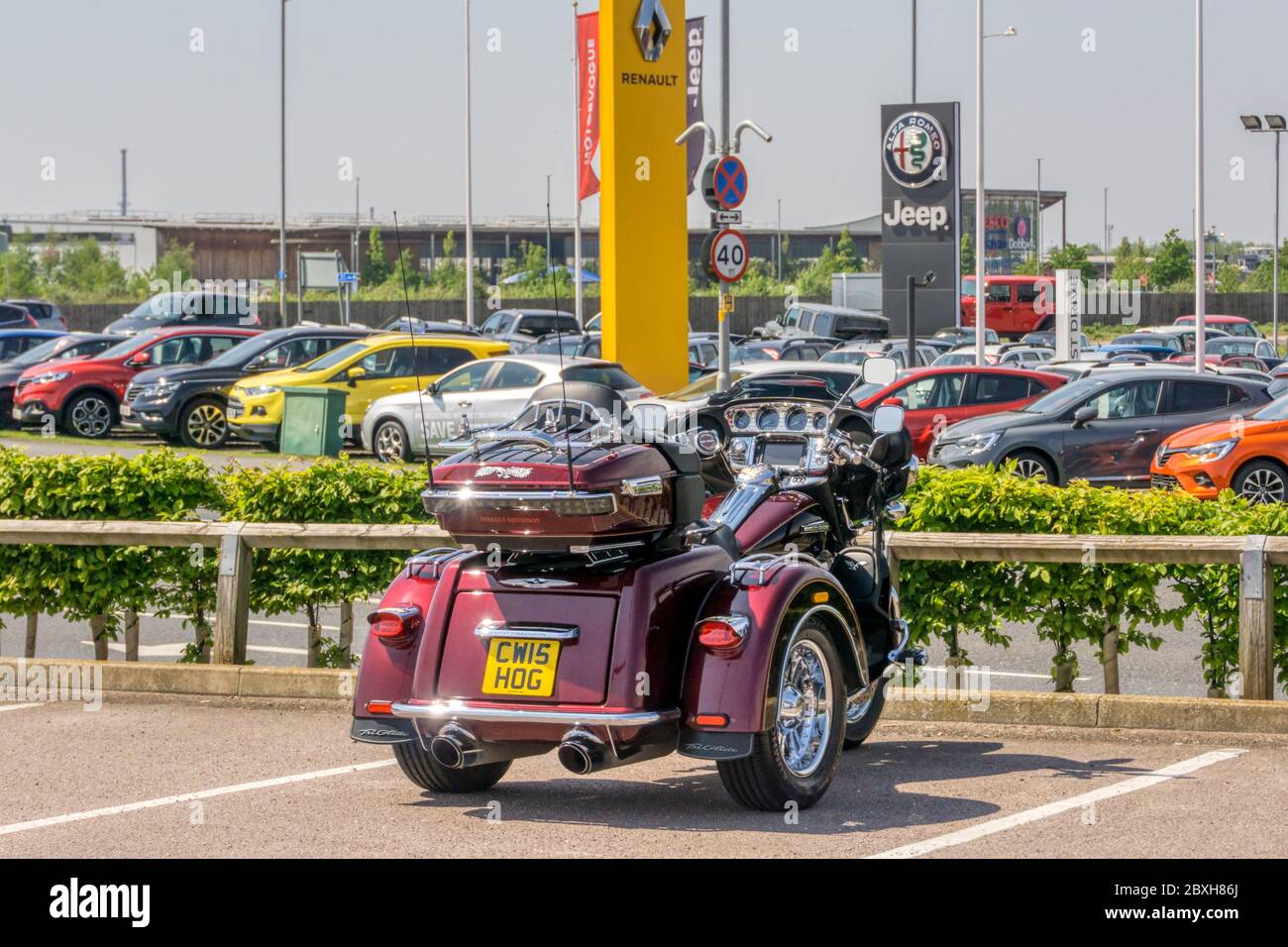 1600cc Harley-Davidson Tri Glide Ultra Classic trois roues avec la plaque d'immatriculation personnalisée CW15 PORC faisant référence au groupe de propriétaires Harley. Banque D'Images