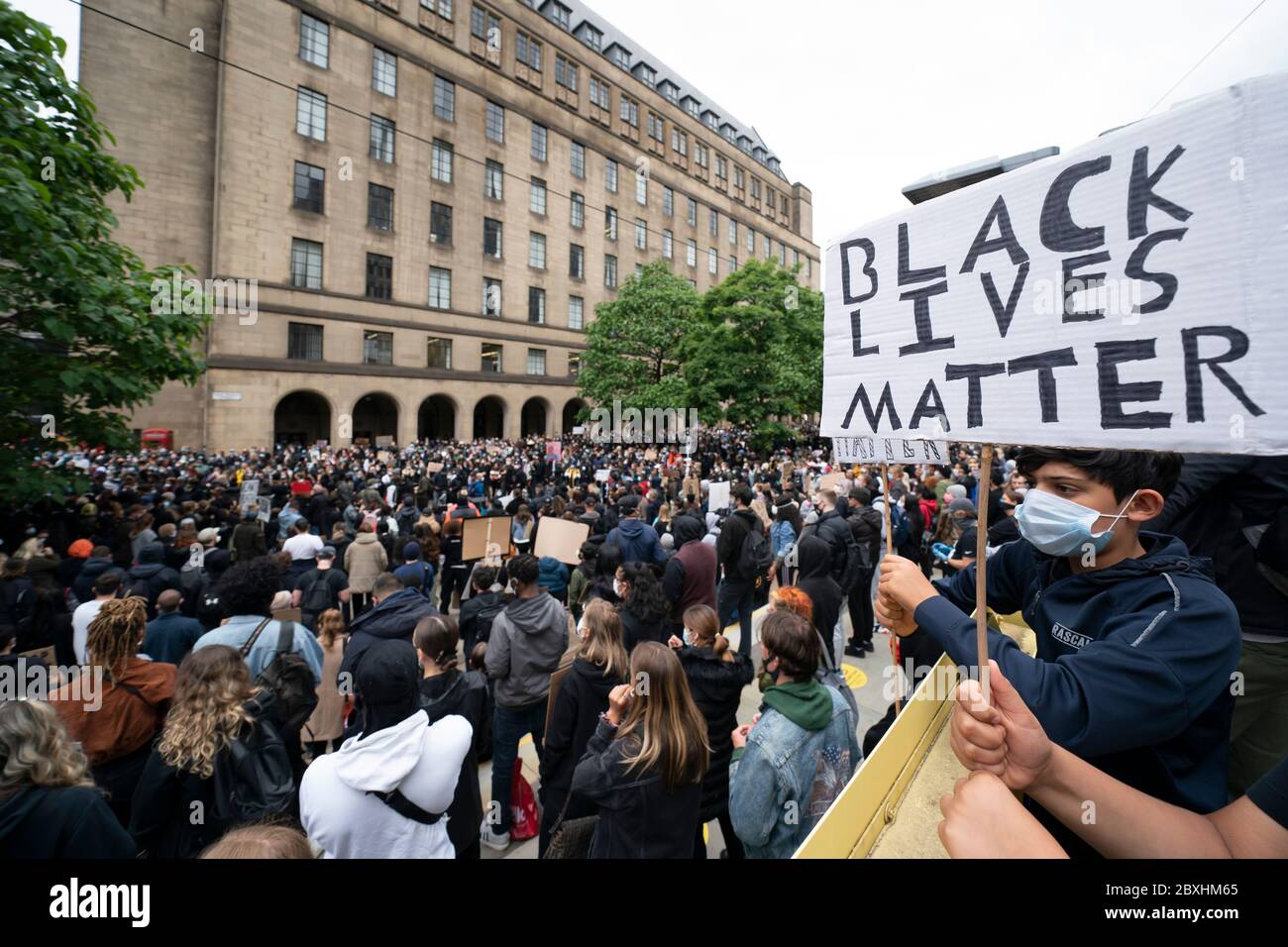 Manchester, Royaume-Uni. 7 juin 2020. Des membres du public sont vus à une manifestation Black Lives Matter, Manchester, Royaume-Uni. Crédit : Jon Super/Alay Live News. Banque D'Images