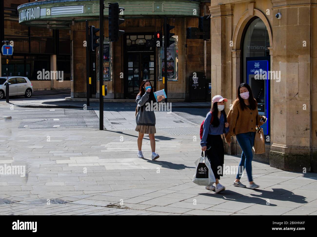 Les rues et les boutiques de Bath Somerset sont toutes vides et fermées Banque D'Images