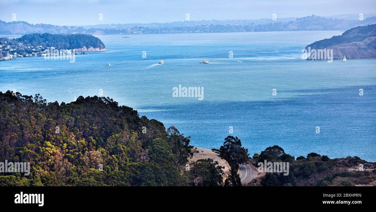 Vue sur Tiburon depuis les Marin Headlands Banque D'Images
