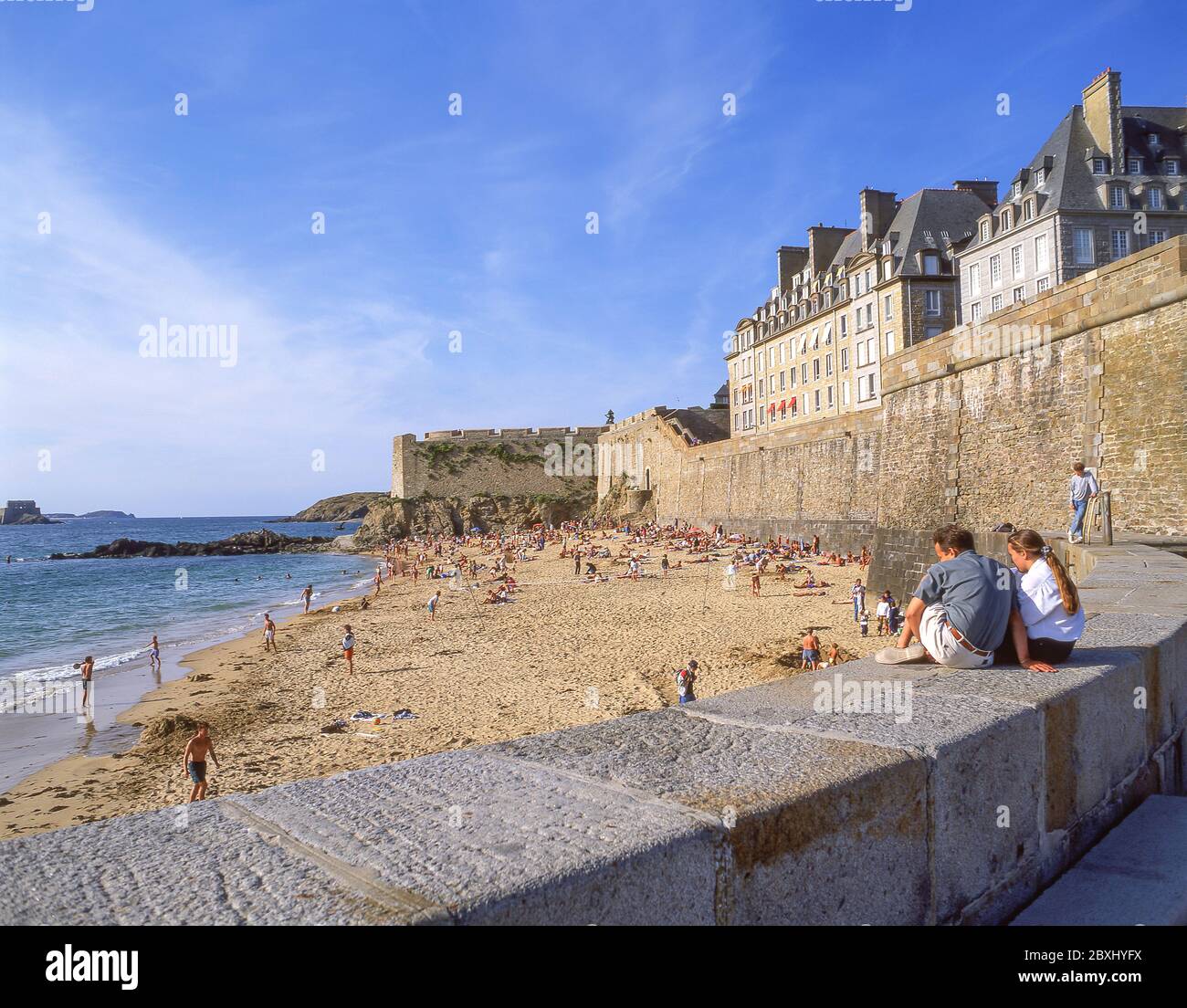 Les murs de la ville et de la plage, Saint-Malo, Ille-et-Vilaine, Bretagne, France Banque D'Images