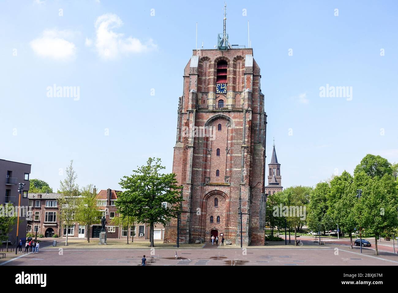 Leeuwarden, pays-Bas : tour d'Oldehove Banque D'Images