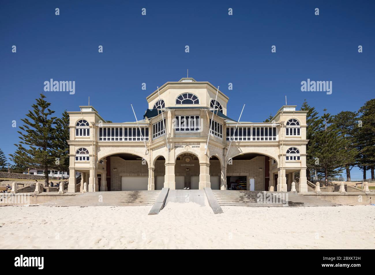 Freemantle Australie 5 novembre 2019 : surf planche de sauvetage sur Cottesloe Beach à Perth, Australie occidentale Banque D'Images