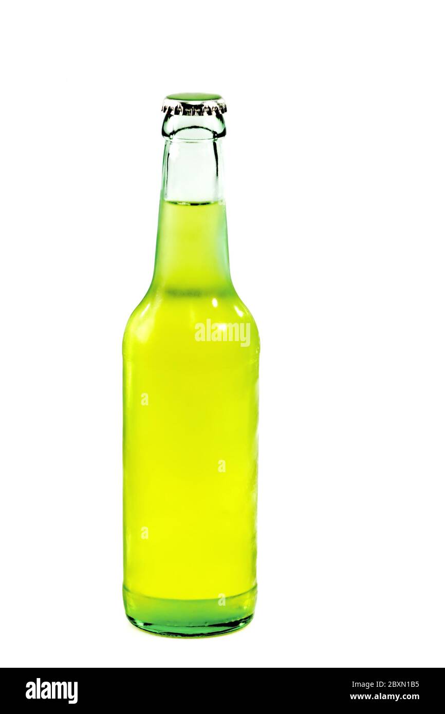 bouteille de bière au citron vert Banque D'Images
