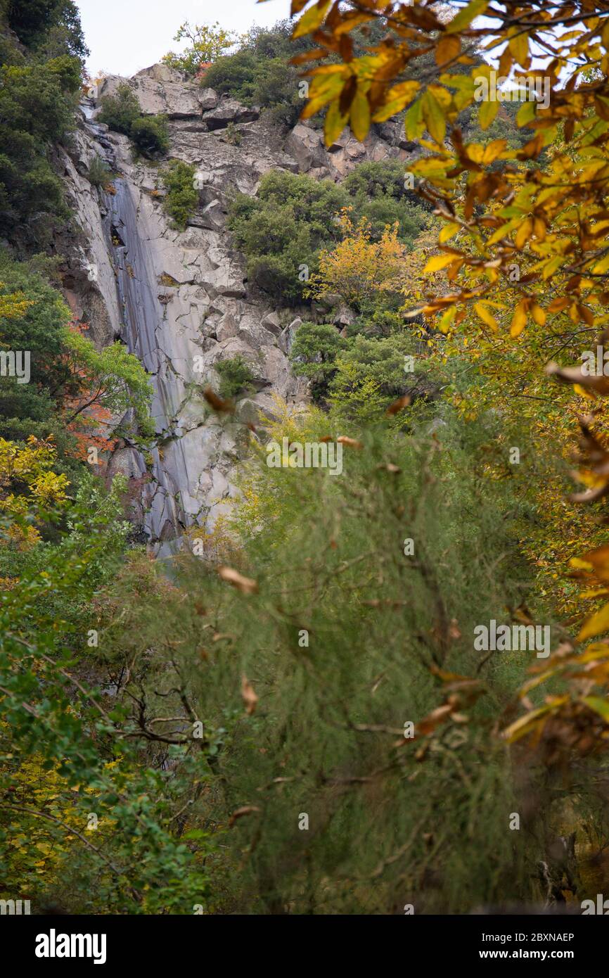 Excursions sur l'Etna - cascade d'Acquarocca en Sicile Banque D'Images