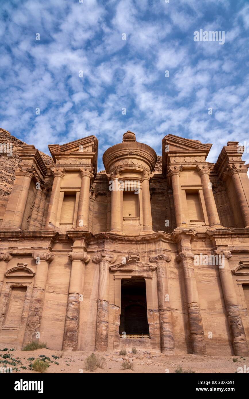 Ad Deir, le monastère, à Pétra, en Jordanie Banque D'Images