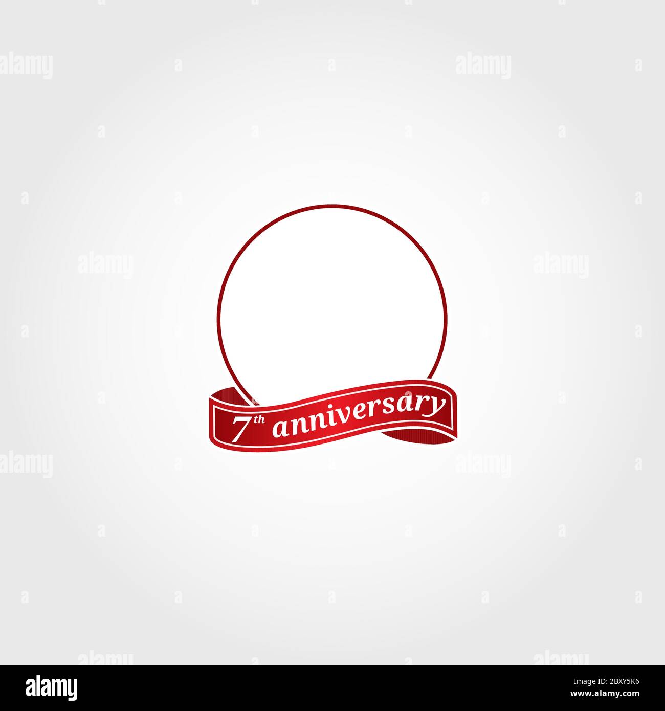 Cadre décoratif rouge avec ruban rouge. Badge anniversaire encadré par un ruban festif. Logo pour les entreprises 7e anniversaire. Illustration de Vecteur