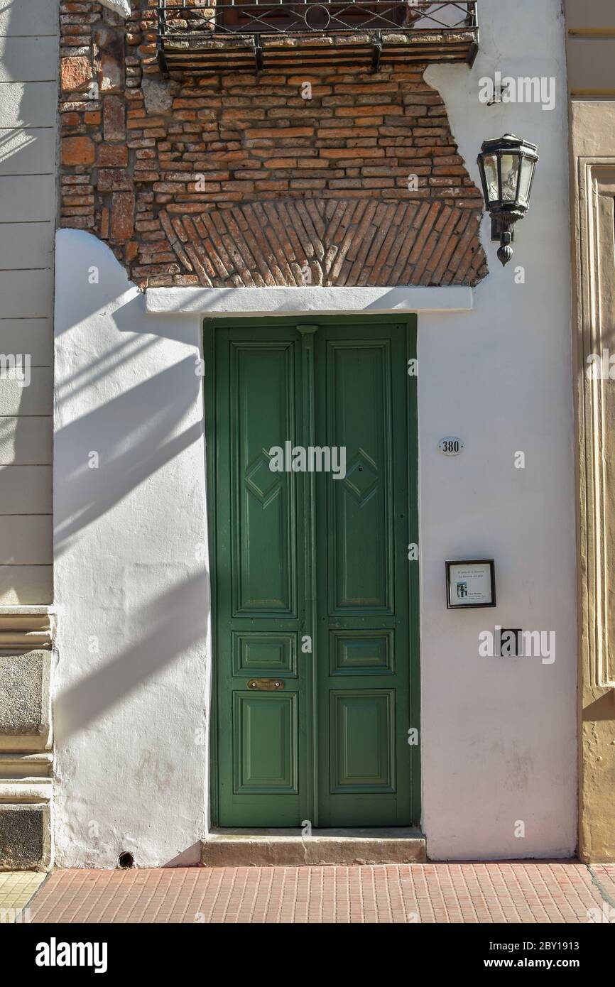l'entrée à la casa minima, la maison la plus étroite de San Telmo, Buenos Aires, est seulement 2,5 m de large et un endroit intéressant pour les touristes Banque D'Images