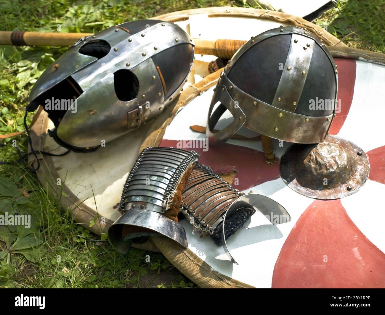 casques en métal knight Banque D'Images