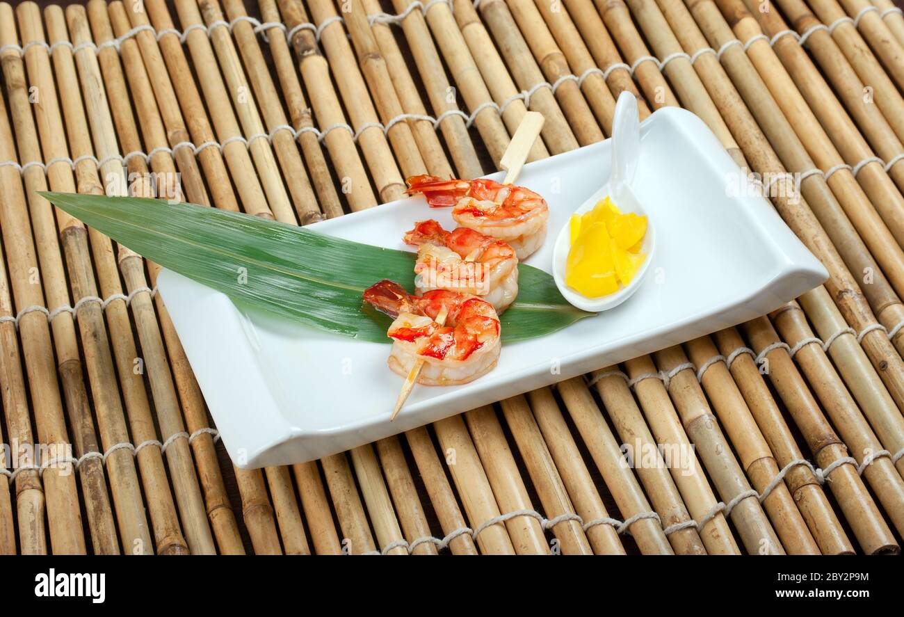 Brochettes de crevettes royales japonais Banque D'Images