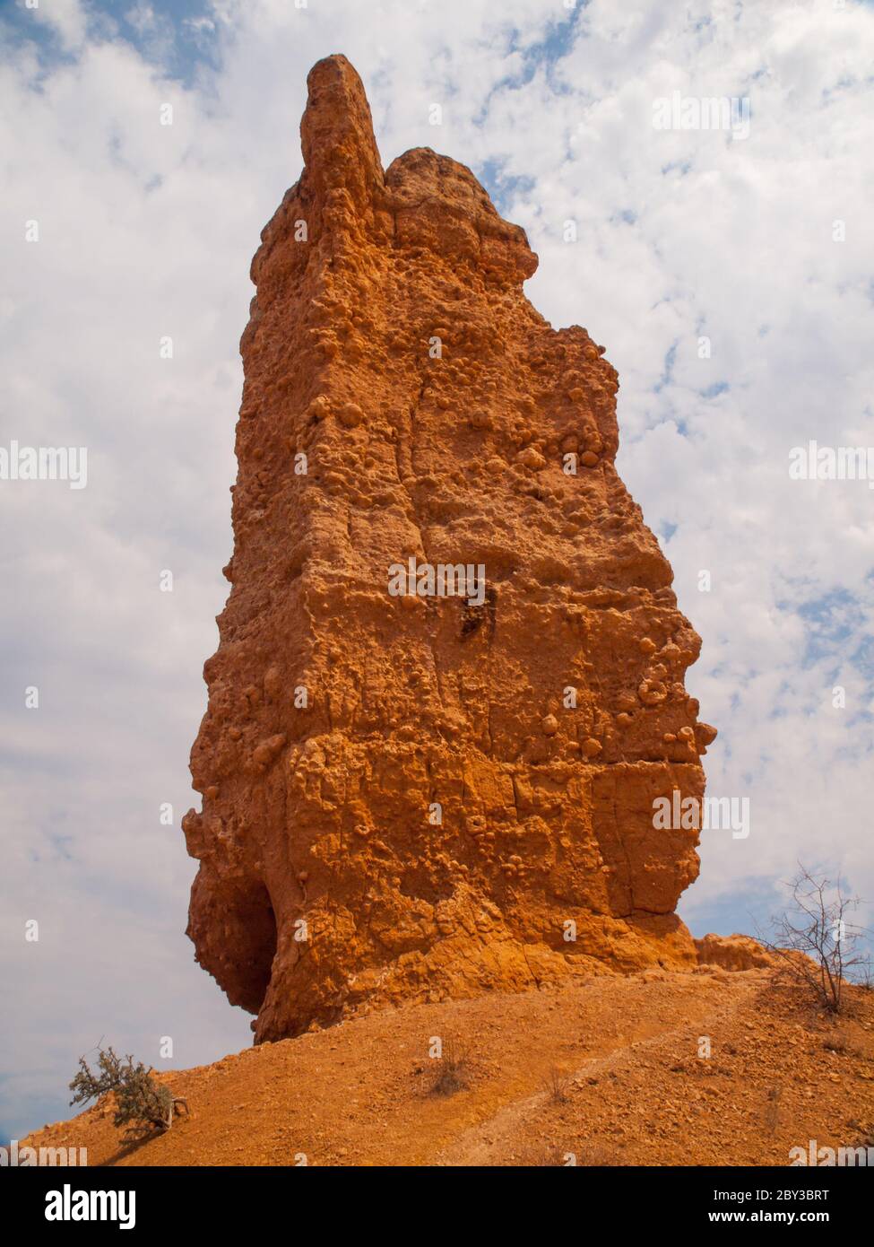 Le Vingerklip, ou Rock Finger, est un restes géologique de la terrasse d'Ugab, Damaraland, Namibie Banque D'Images