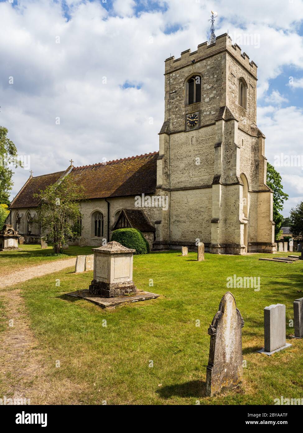 Église de Grantchester, célèbre pour les lignes du poème de Rupert Brooke 'The Old Vicarage, Grantchester' (1912) 'pays l'horloge de l'Église à dix à trois?' Banque D'Images