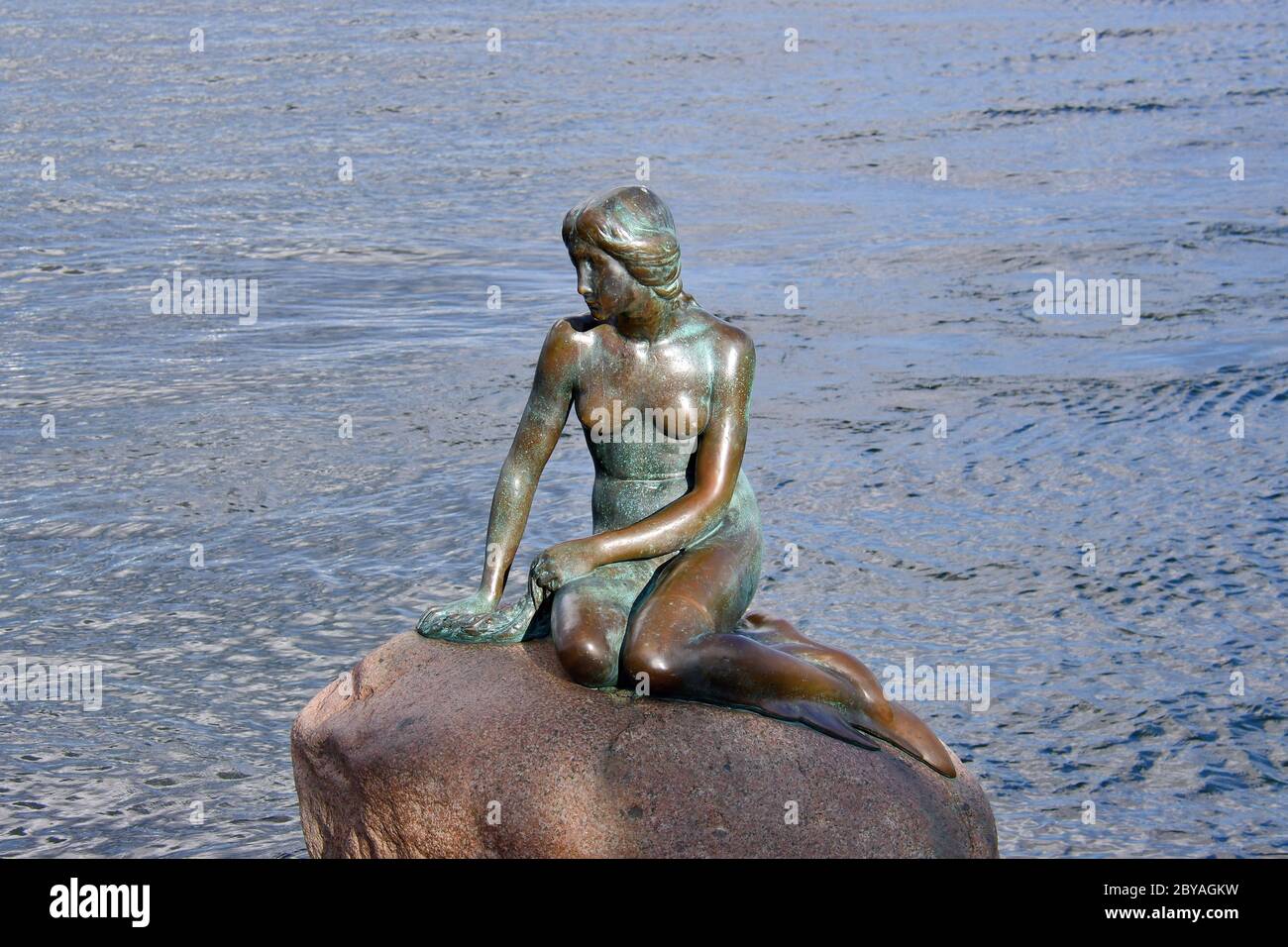 La petite statue de la Sirène, Den lille Havfrue, Copenhague, København, Danemark, Europe, kis habeány szobra Banque D'Images